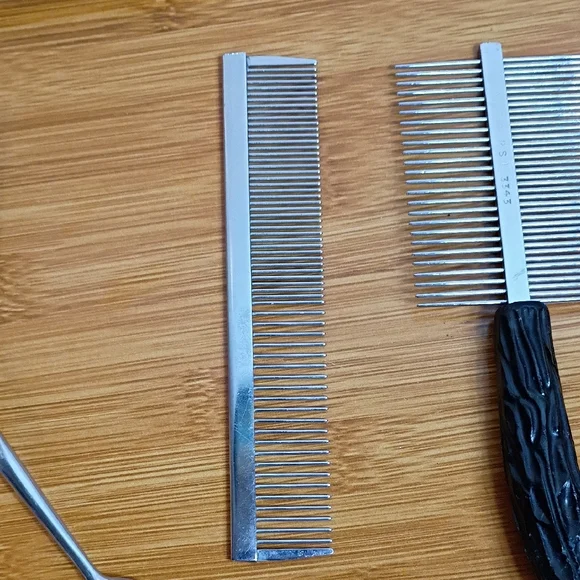 Professional Grooming Scissors and Comb Set - Silver - Picture 7 of 11